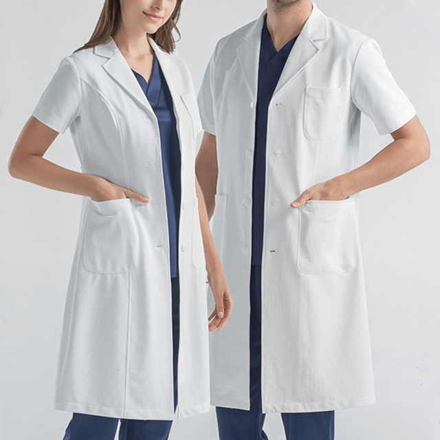 맞춤형 로고가있는 의사 직원을위한 Demure 병원 유니폼